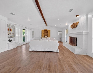 12 Meadowlake Drive - Photo Thumbnail 27