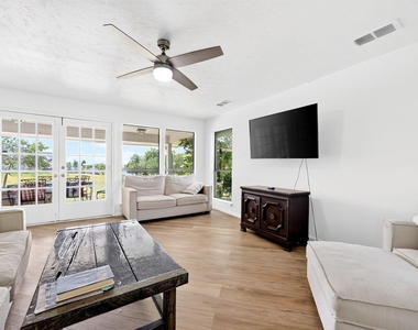 12 Meadowlake Drive - Photo Thumbnail 25