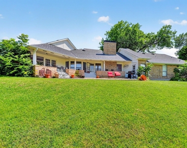 12 Meadowlake Drive - Photo Thumbnail 33