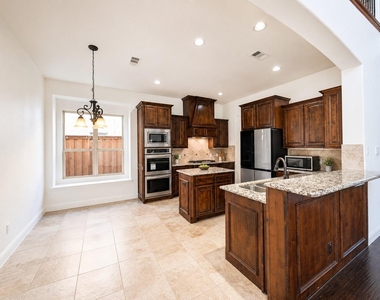11366 Corsicana Drive - Photo Thumbnail 16