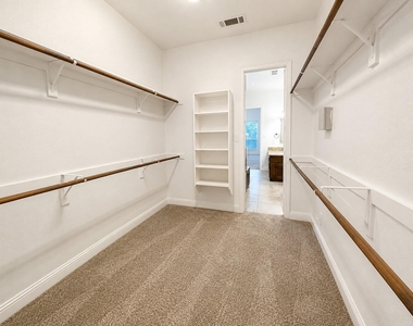 11366 Corsicana Drive - Photo Thumbnail 9