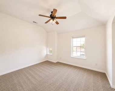11366 Corsicana Drive - Photo Thumbnail 27