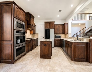 11366 Corsicana Drive - Photo Thumbnail 14