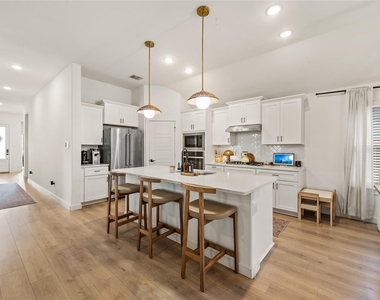 12417 Penson Street - Photo Thumbnail 7