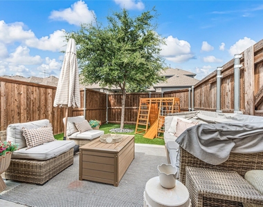 12417 Penson Street - Photo Thumbnail 20