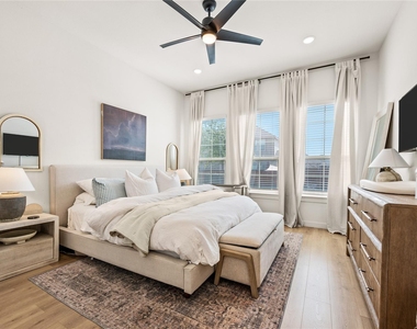 12417 Penson Street - Photo Thumbnail 13