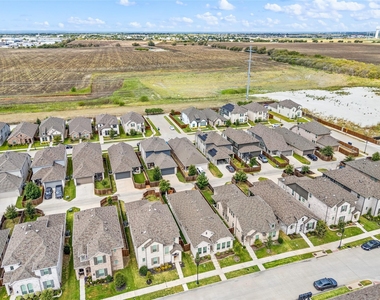 12417 Penson Street - Photo Thumbnail 26