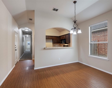 355 Armstrong Lane - Photo Thumbnail 3