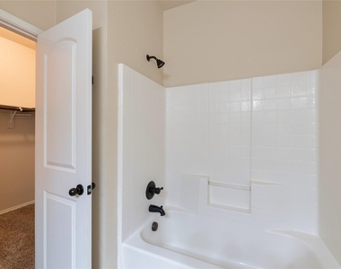 355 Armstrong Lane - Photo Thumbnail 16