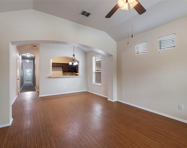 355 Armstrong Lane - Photo Thumbnail 2