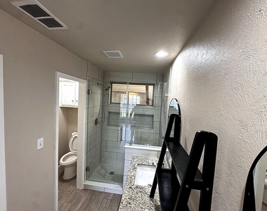 3040 Airhaven Street - Photo Thumbnail 3