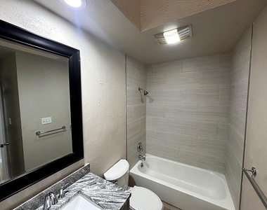 3040 Airhaven Street - Photo Thumbnail 9