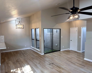 3040 Airhaven Street - Photo Thumbnail 1
