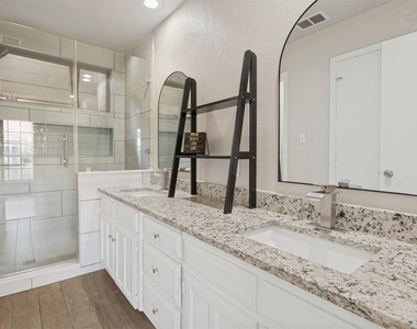 3040 Airhaven Street - Photo Thumbnail 11