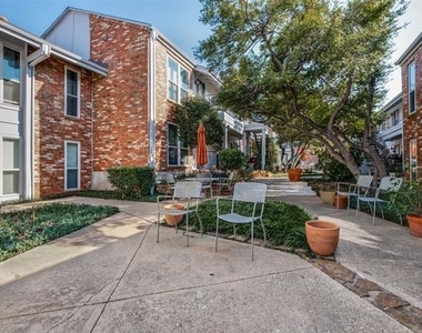4317 Hartford Street - Photo Thumbnail 24