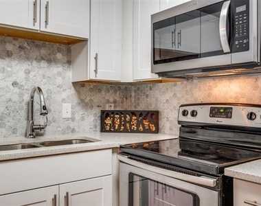 4317 Hartford Street - Photo Thumbnail 16