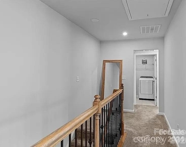 1230 Bigelow Street - Photo Thumbnail 9