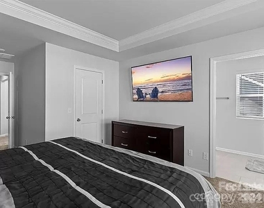 1230 Bigelow Street - Photo Thumbnail 11