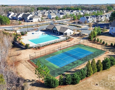 13622 Pontchatrain Avenue - Photo Thumbnail 40