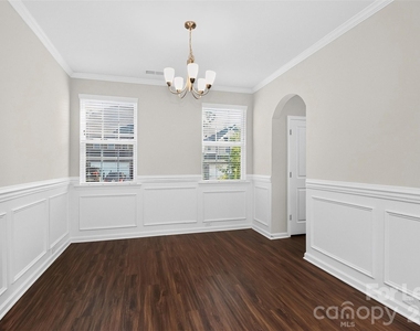 13622 Pontchatrain Avenue - Photo Thumbnail 5