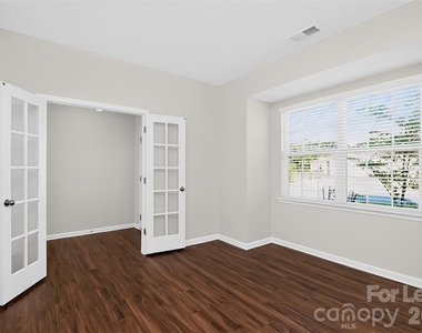 13622 Pontchatrain Avenue - Photo Thumbnail 4