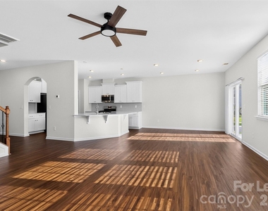 13622 Pontchatrain Avenue - Photo Thumbnail 12