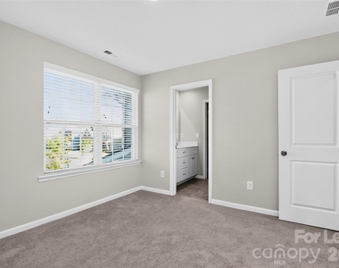 13622 Pontchatrain Avenue - Photo Thumbnail 30
