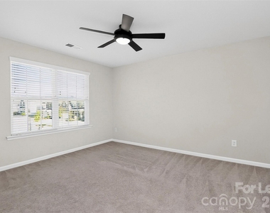 13622 Pontchatrain Avenue - Photo Thumbnail 25