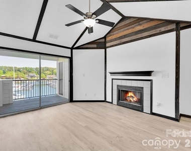 18755 Vineyard Point Lane - Photo Thumbnail 18