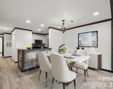18755 Vineyard Point Lane - Photo Thumbnail 21