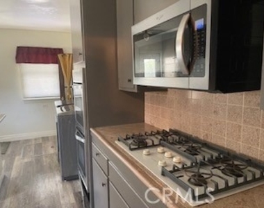 555 Michigan Boulevard - Photo Thumbnail 10