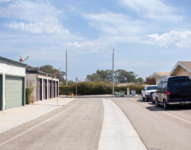 4920 Nautilus Street - Photo Thumbnail 16
