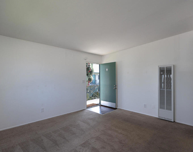4920 Nautilus Street - Photo Thumbnail 3