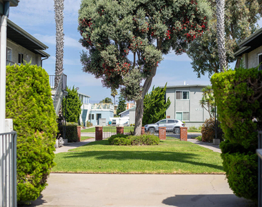 4910 Nautilus Street - Photo Thumbnail 20