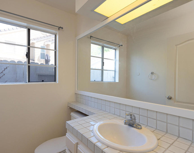 2510 Seadrift Court - Photo Thumbnail 10
