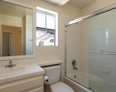 2510 Seadrift Court - Photo Thumbnail 15