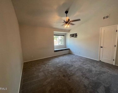 250 Blackfoot Lane - Photo Thumbnail 11