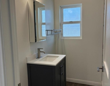 3353 Rexford Street - Photo Thumbnail 18
