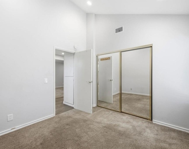 1715 Dewayne Avenue - Photo Thumbnail 19