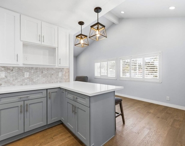1715 Dewayne Avenue - Photo Thumbnail 7