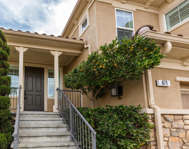 871 Coronado Circle - Photo Thumbnail 1