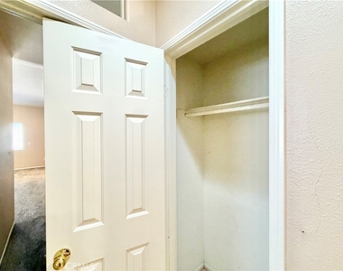 37961 Veranda Way - Photo Thumbnail 24