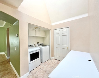 37961 Veranda Way - Photo Thumbnail 16