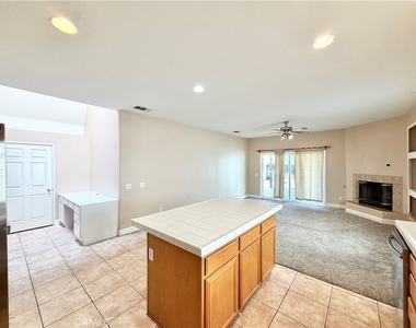 37961 Veranda Way - Photo Thumbnail 36