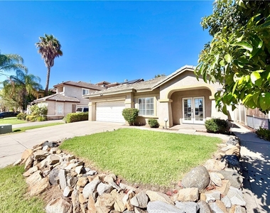 37961 Veranda Way - Photo Thumbnail 2