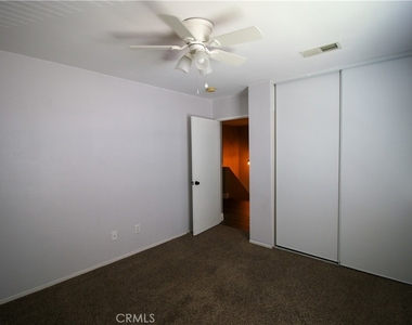 25352 Mountain Springs Street - Photo Thumbnail 24