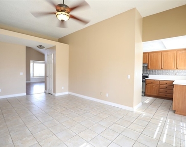 25567 Woodside - Photo Thumbnail 6