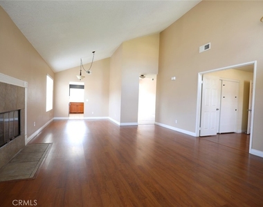 25567 Woodside - Photo Thumbnail 1