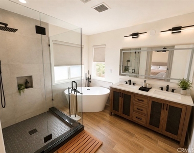 33537 Cedar Creek - Photo Thumbnail 10