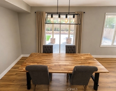 33537 Cedar Creek - Photo Thumbnail 4